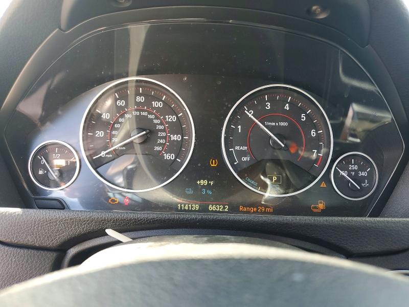 2018 BMW VIN WBA8E1C58JA758663 COPART salvage auction — MINOR DENT/SCRATCHES, Nj - Certificate Of Title, sold $675 on 2026-07-30 (photo 9)