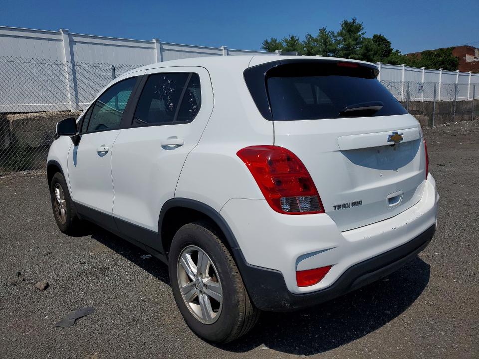 2021 Chevrolet Trax VIN KL7CJNSM7MB374880 COPART salvage auction — SIDE, FL - CERTIFICATE OF TITLE, sold $3,900 on 2026-07-08 (photo 2)