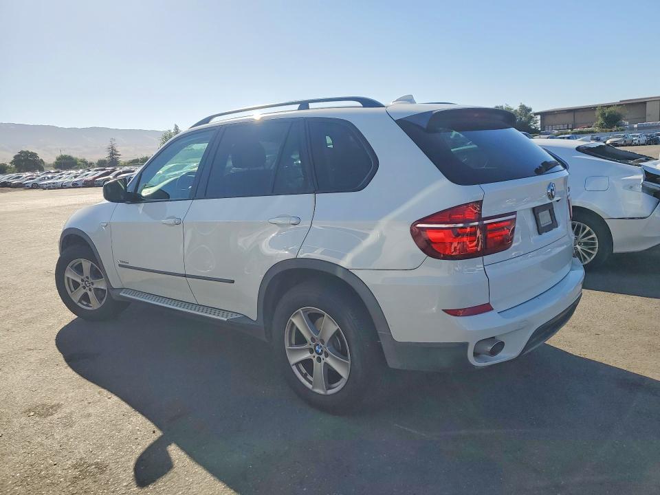 2011 BMW X5 VIN 5UXZW0C56BL372102 COPART salvage auction — MECHANICAL, CA - SALVAGE CERTIFICATE, sold $750 on 2026-07-28 (photo 2)