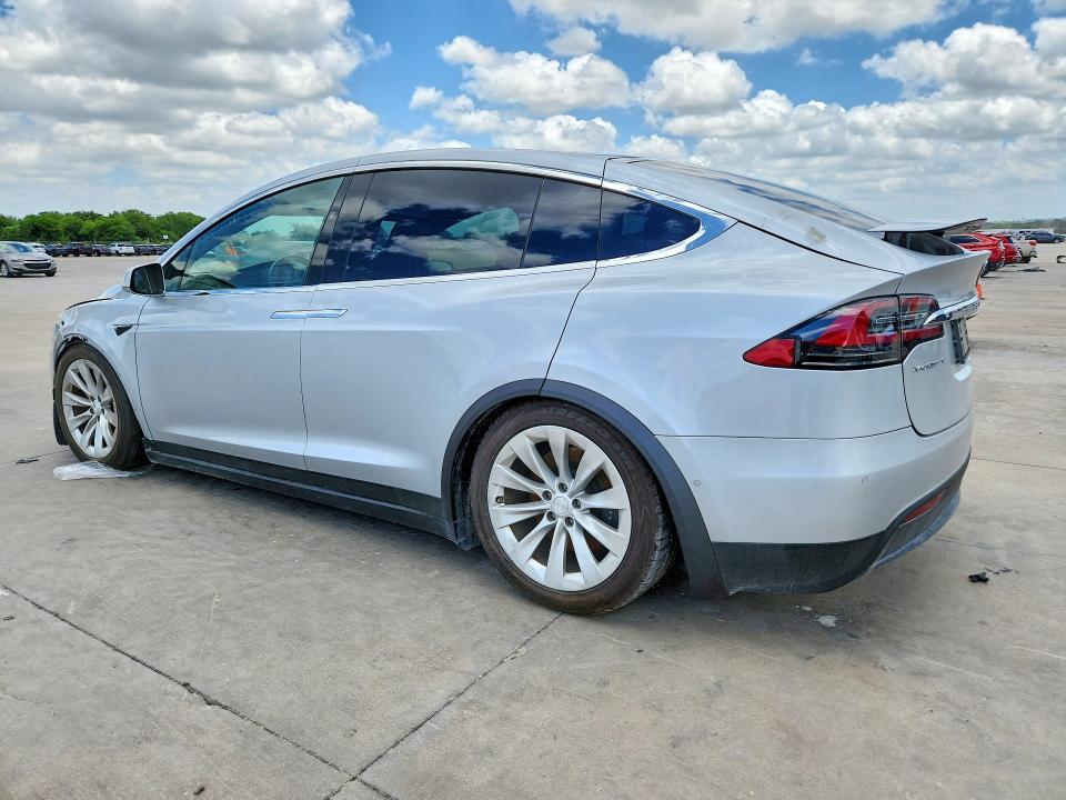 2018 Tesla Model x VIN 5YJXCDE21JF101252 COPART salvage auction — FRONT END, Tx - Certificate Of Title (P), sold $6,000 on 2026-07-02 (photo 2)