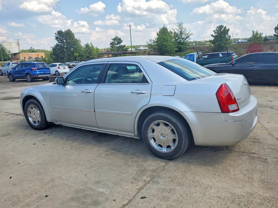 2005 Chrysler 300 VIN 2C3JA53G15H141562 COPART salvage auction — FRONT END, Sc - Cert Of Title-Salvage, sold $250 on 2026-07-17 (photo 2)