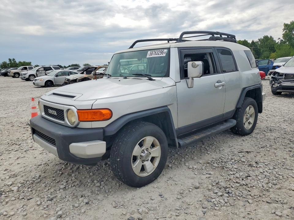 2007 Toyota Fj cruiser VIN JTEBU11F770012013 COPART salvage auction — NORMAL WEAR, Mi - Dealer Only Clean Title, sold $3,650 on 2026-07-18 (photo 1)