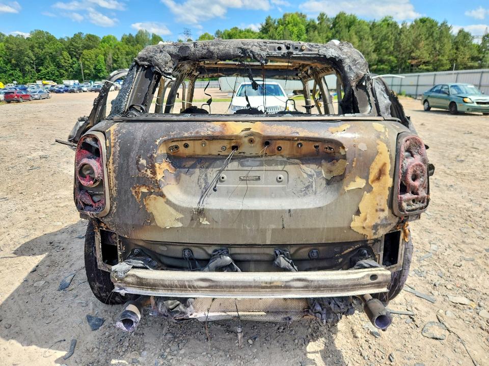2019 Mini Cooper VIN WMZYT5C53K3E63690 COPART salvage auction — FRONT END, Va - Non-Repairable Certificate, sold $225 on 2026-07-20 (photo 6)