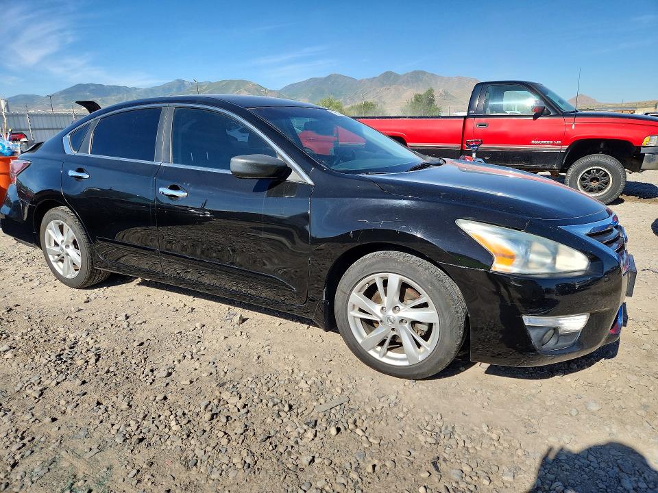 2015 Nissan Altima VIN 1N4AL3AP0FC185883 COPART salvage auction — REAR END, Ut - Salvage Certificate, sold $325 on 2026-07-02 (photo 4)