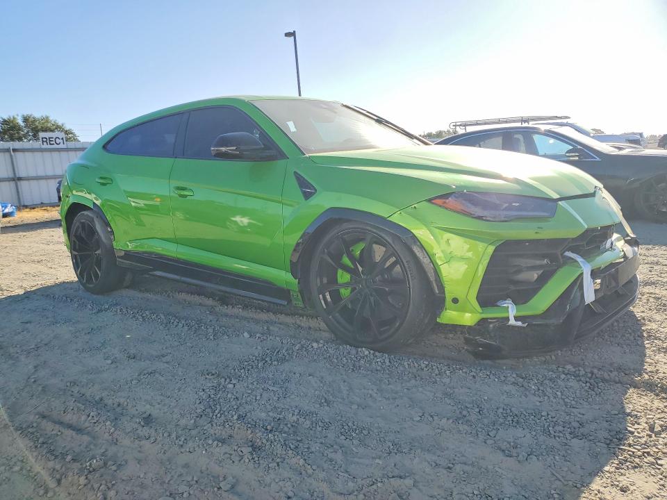 2021 Lamborghini Urus VIN ZPBUA1ZLXMLA15524 COPART salvage auction — FRONT END, FL - DIS/DLR/EXP ONLY CLEAN TITLE (P), sold $123,000 on 2026-07-28 (photo 4)