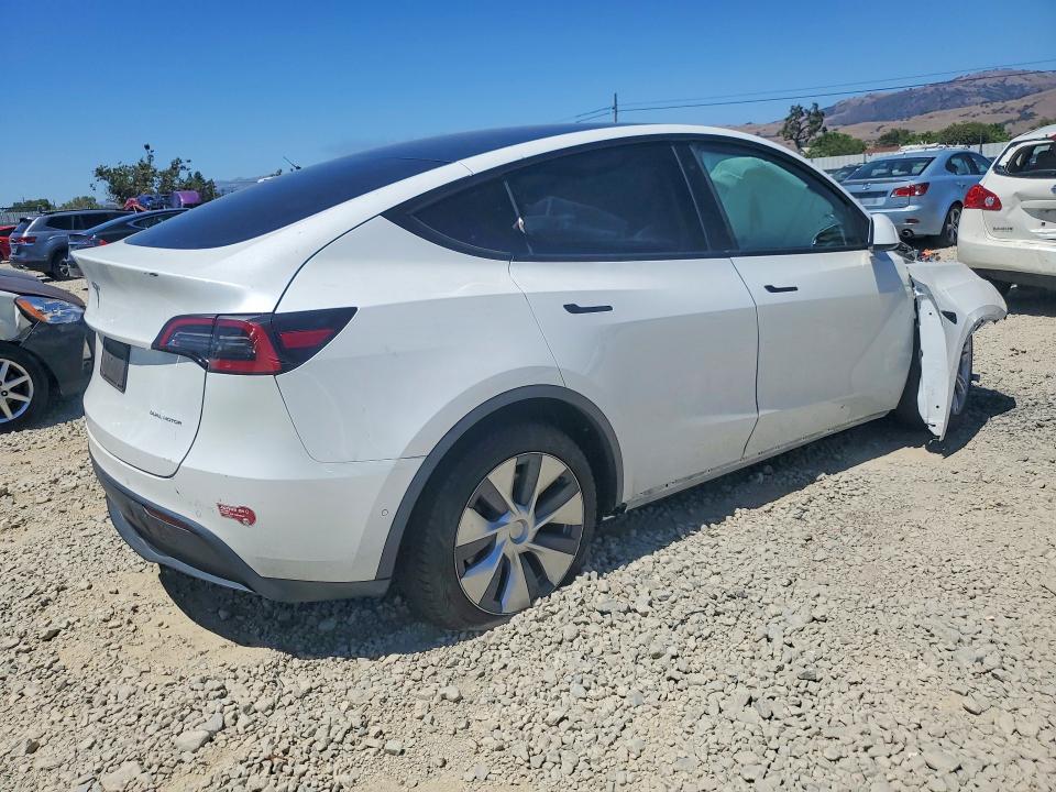2021 Tesla Model y VIN 5YJYGDEE1MF263146 COPART salvage auction — FRONT END, CA - SALVAGE CERTIFICATE, sold $4,100 on 2026-07-14 (photo 3)