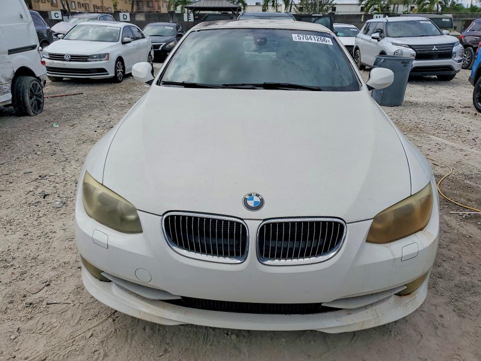 2011 BMW 3 series VIN WBADX7C50BE261001 COPART salvage auction — MINOR DENT/SCRATCHES, Fl - Certificate Of Title (P), sold $1,450 on 2026-07-31 (photo 5)