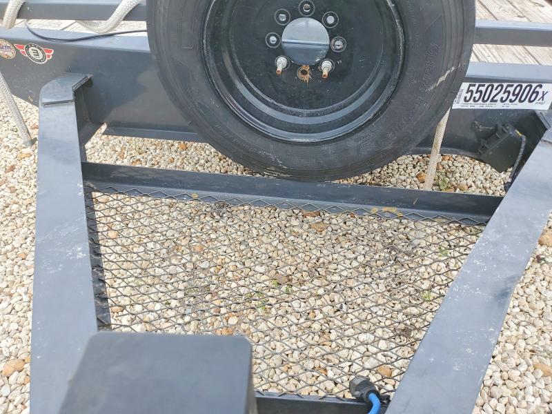 2023 Lamar Unknown VIN 5RVF82424PP120501 COPART salvage auction — ROLLOVER, TX - SALVAGE VEHICLE TITLE, sold $1,600 on 2026-09-06 (photo 7)