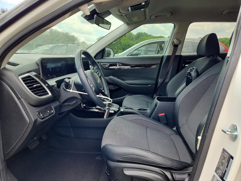 2024 Kia Seltos VIN KNDEU2AA1R7665247 COPART salvage auction — SIDE, Fl - Cert Of Title Slvg Rebuildable, sold $225 on 2026-07-29 (photo 7)