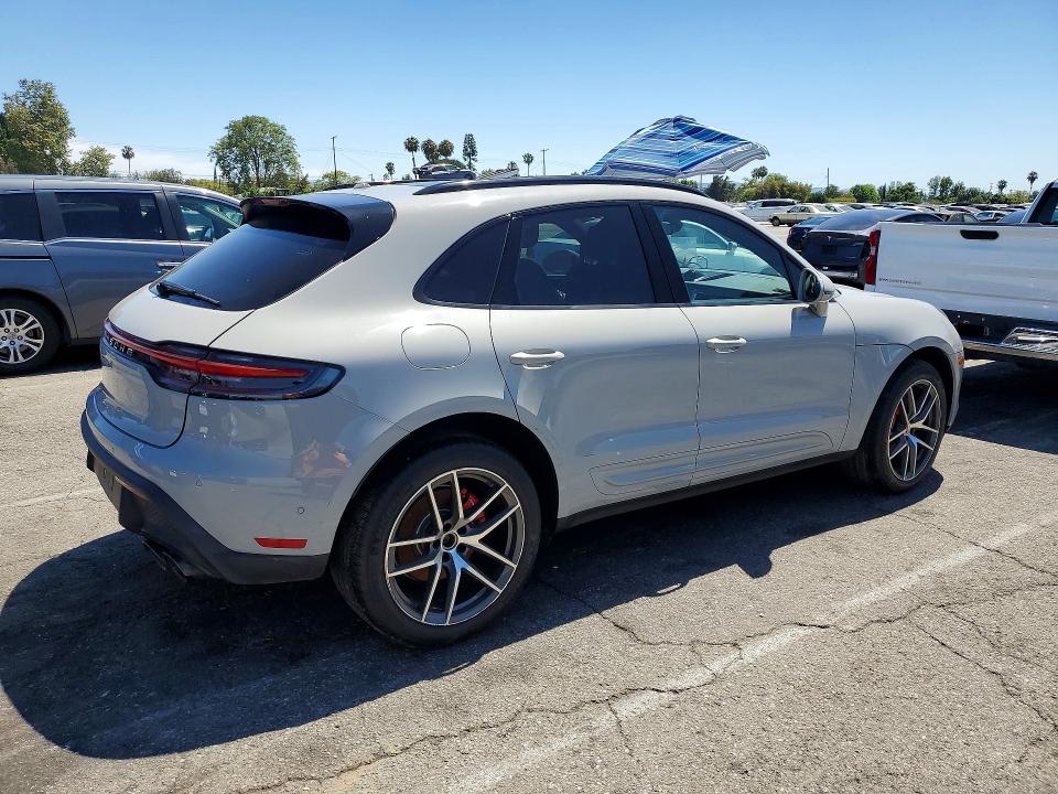 2022 Porsche VIN WP1AG2A57NLB21473 COPART salvage auction — WATER/FLOOD, Ca - Dis/Dlr/Exp Clean W/Salv Hist (P), sold $12,400 on 2026-07-29 (photo 3)