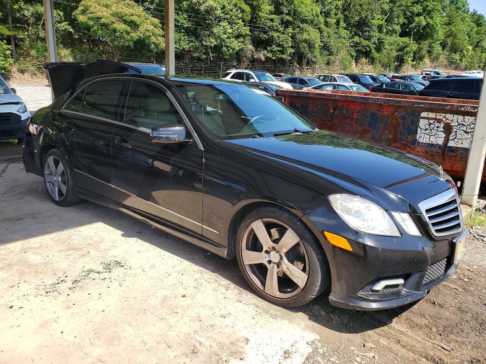2011 Mercedes-benz E-class VIN WDDHF8HBXBA421572 COPART salvage auction — REAR END, AL - CERT OF TITLE-SALVAGE TITLE (P), sold $1,350 on 2026-07-14 (photo 4)
