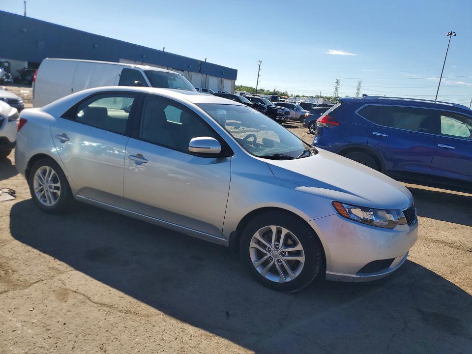 2012 Kia Forte VIN KNAFU4A26C5496237 COPART salvage auction — VANDALISM, MI - CERT OF TITLE-SALVAGE VEHICLE, sold $675 on 2026-07-24 (photo 4)