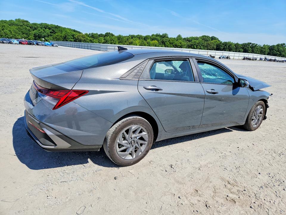 2026 Hyundai Elantra VIN KMHLM4DJXTU187316 COPART salvage auction — FRONT END, Nc - Salvage Certificate Of Title, sold $2,150 on 2026-07-29 (photo 3)