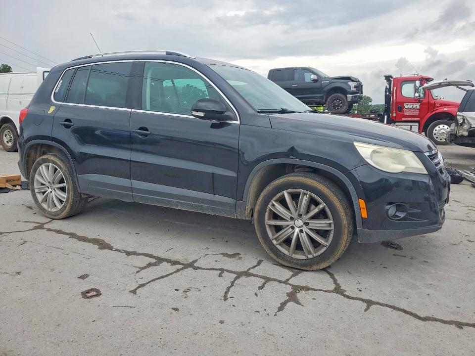 2011 Volkswagen Tiguan VIN WVGBV7AX8BW542182 COPART salvage auction — FRONT END, TN - SALVAGE CERTIFICATE, sold $600 on 2026-07-13 (photo 4)