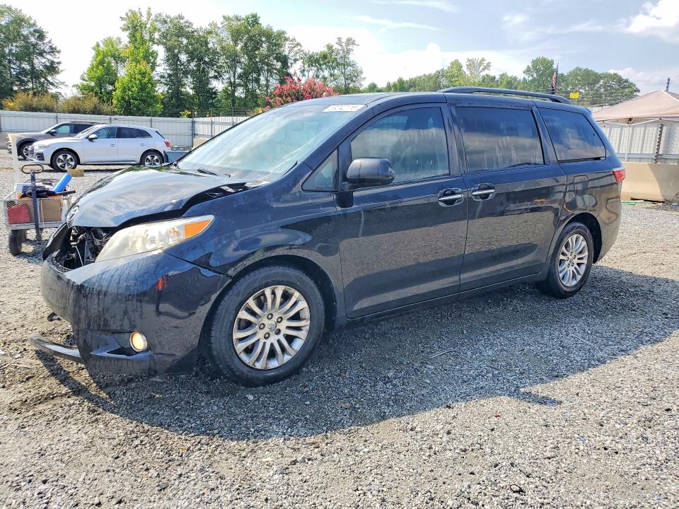 2015 Toyota Sienna VIN 5TDYK3DCXFS668526 COPART salvage auction — FRONT END, Fl - Cert Of Title Slvg Rebuildable, sold $2,400 on 2026-07-20 (photo 1)