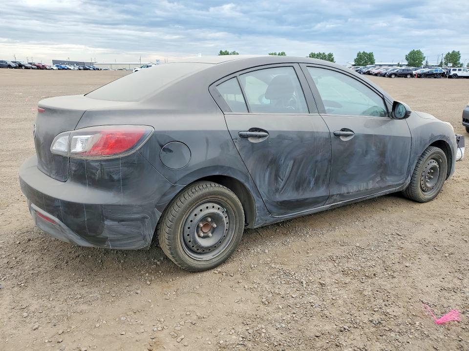 2011 Mazda 3 VIN JM1BL1UF3B1412673 COPART salvage auction — SIDE, Ab - Bos - Active, sold $4,200 on 2026-07-07 (photo 3)