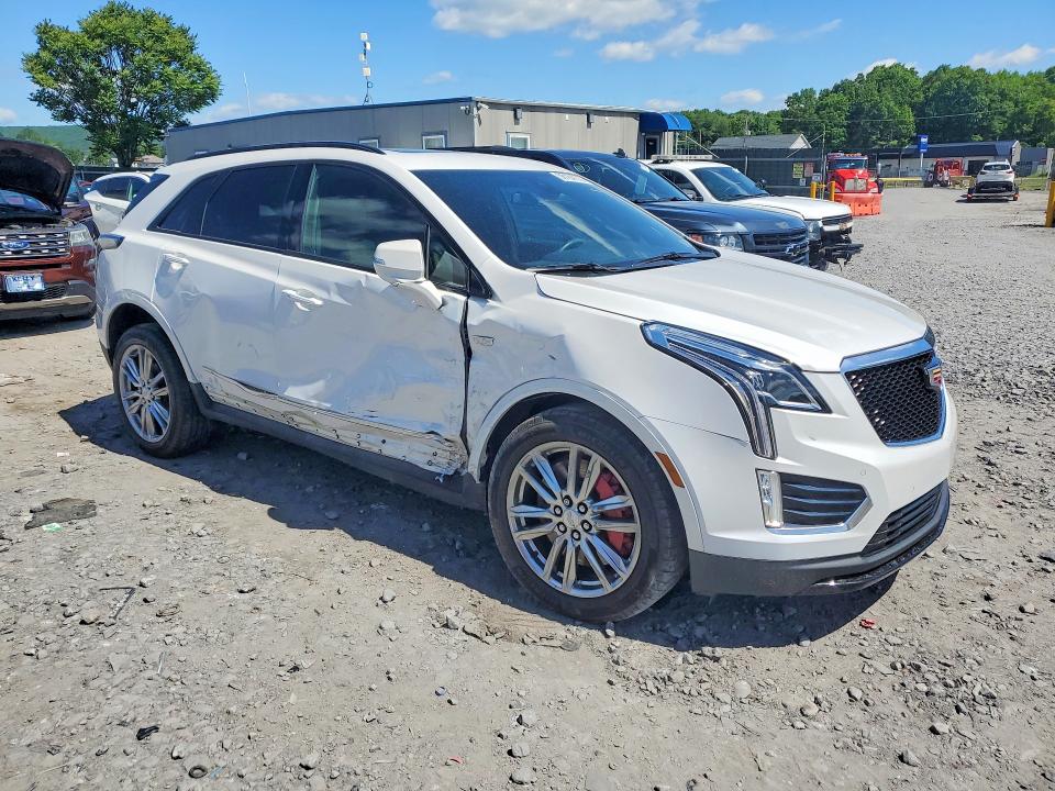 2022 Cadillac VIN 1GYKNGRS8NZ148885 COPART salvage auction — SIDE, Pa - Certificate Of Salvage, sold $11,000 on 2026-07-15 (photo 4)