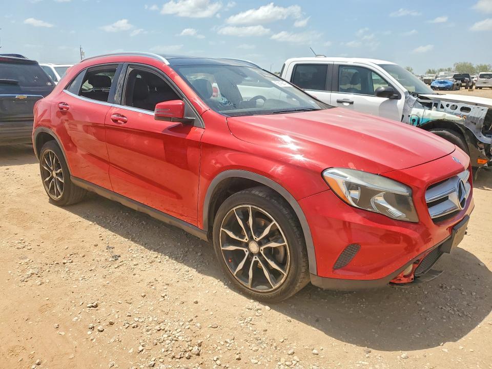 2016 Mercedes-benz Gla-klasse VIN WDCTG4EB5GJ240122 COPART salvage auction — MINOR DENT/SCRATCHES, Tx - Certificate Of Title, sold $575 on 2026-07-09 (photo 4)
