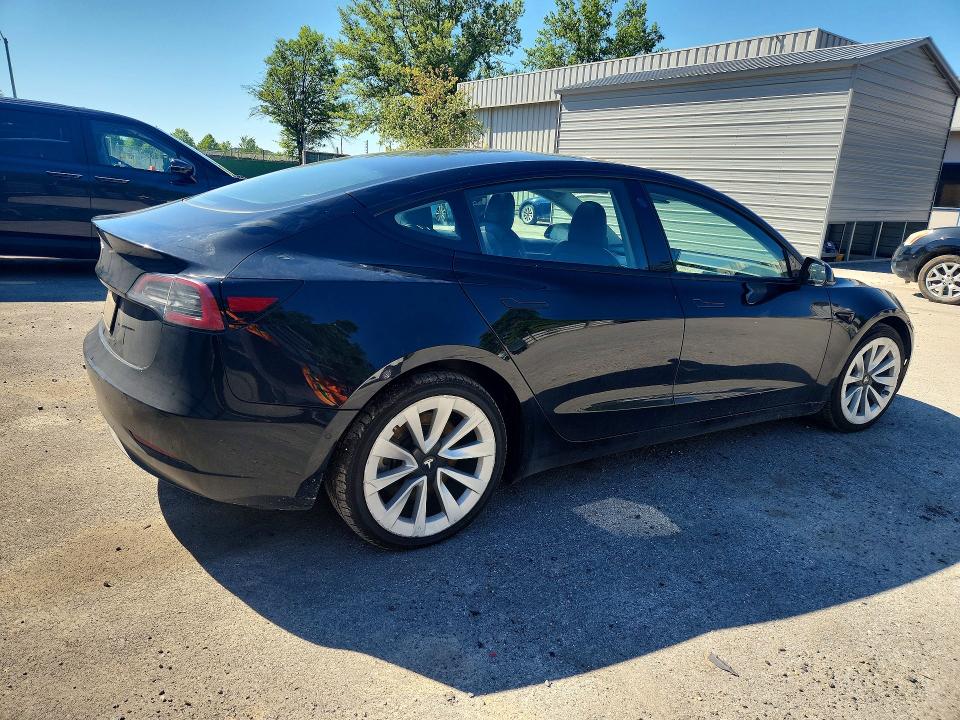 2022 Tesla Model 3 VIN 5YJ3E1EA5NF368785 COPART salvage auction — UNDERCARRIAGE, PA - CERT OF TITLE, sold $8,900 on 2026-07-08 (photo 3)