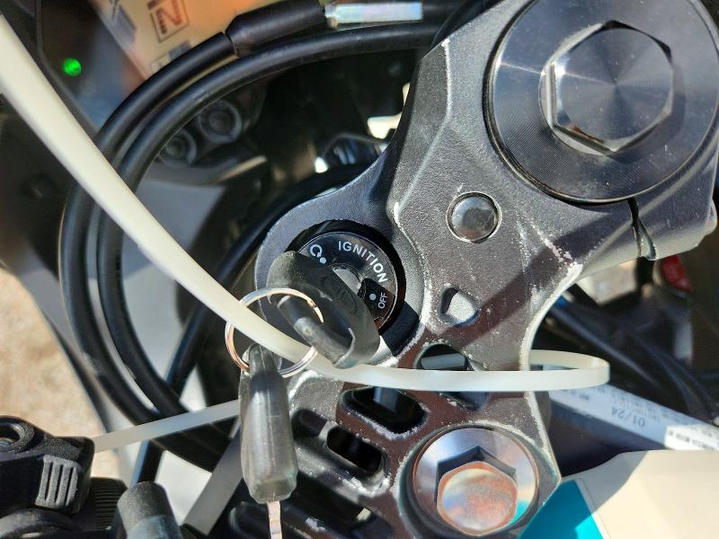 2024 Yamaha VIN MH3RH18Y3RK016468 COPART salvage auction — MINOR DENT/SCRATCHES, Ne - Cert Of Title-Salvage, sold $1,650 on 2026-07-09 (photo 8)