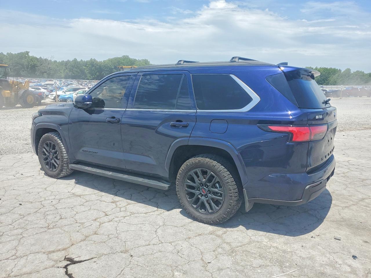 2024 Toyota Sequoia VIN 7SVAAABA6RX043961 COPART salvage auction — Front End, Sc - Salvage Title, sold $46,250 on 2026-08-18 (photo 2)