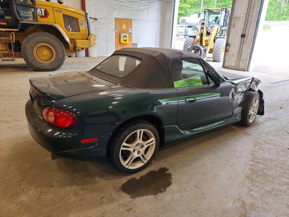2004 Mazda Mx-5 VIN JM1NB353740404052 COPART salvage auction — FRONT END, Vt - Cert Of Title-Salvage Vehicle, sold $600 on 2026-07-27 (photo 3)