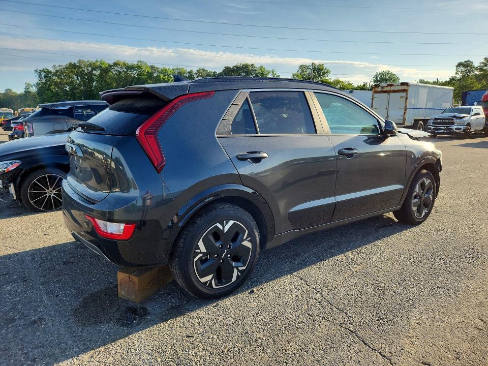 2024 Kia Niro VIN KNDCR3L15R5110504 COPART salvage auction — FRONT END, FL - CERTIFICATE OF DESTRUCTION, sold $5,900 on 2026-07-13 (photo 3)