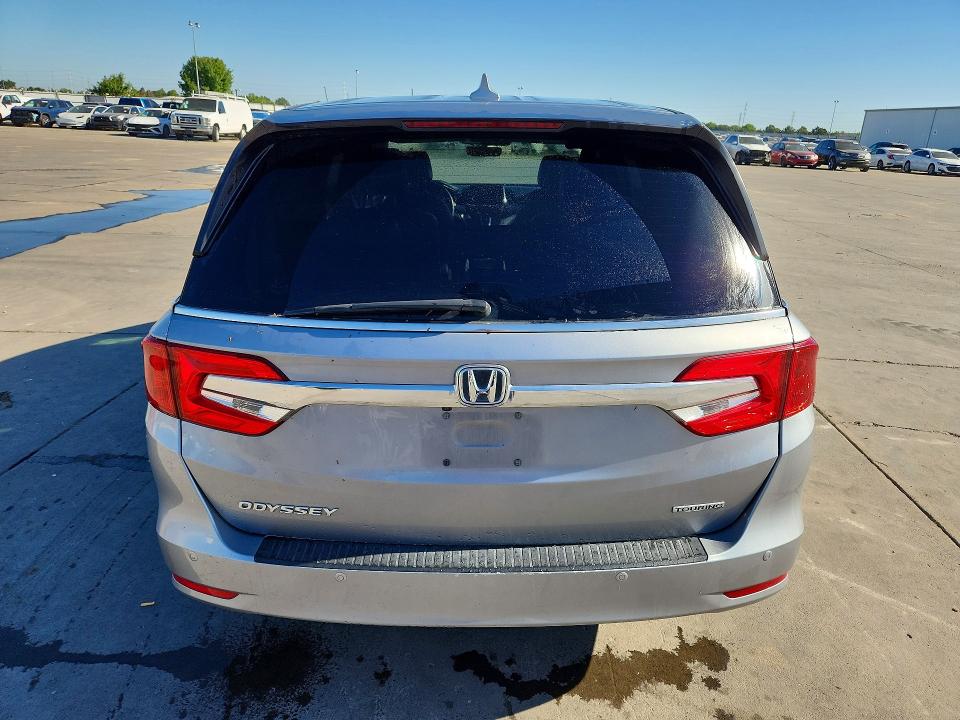 2019 Honda Odyssey VIN 5FNRL6H86KB098449 COPART salvage auction — MINOR DENT/SCRATCHES, CA - CERTIFICATE OF TITLE, sold $6,200 on 2026-07-09 (photo 6)