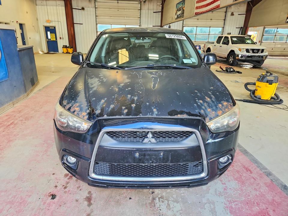 2012 Mitsubishi VIN JA4AR4AU3CZ002175 COPART salvage auction — NORMAL WEAR, Ny - Certificate Of Title, sold $500 on 2026-07-06 (photo 5)