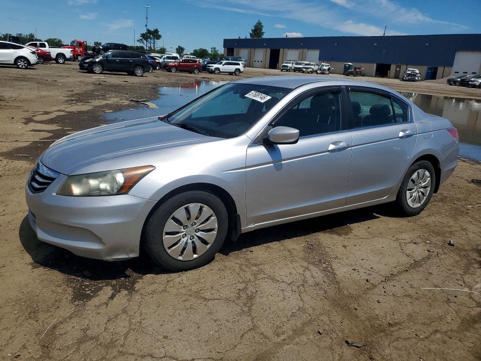 2011 Honda Accord VIN 1HGCP2F33BA106575 COPART salvage auction — SIDE, Mi - Certificate Of Title, sold $750 on 2026-07-02 (photo 1)