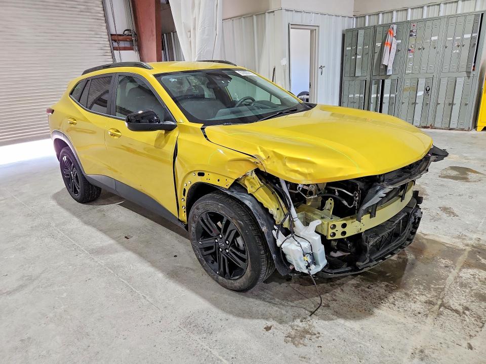 2025 Chevrolet Trax VIN KL77LKEPXSC143639 COPART salvage auction — FRONT END, Ny - Mv-907A Salvage Certificate, sold $8,100 on 2026-07-20 (photo 4)