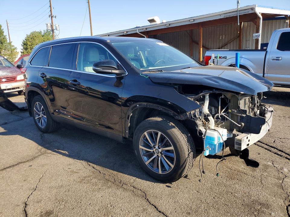 2019 Toyota Highlander VIN 5TDJZRFH2KS592836 COPART salvage auction — FRONT END, Co - Public - Salvage Title, sold $11,800 on 2026-07-07 (photo 4)