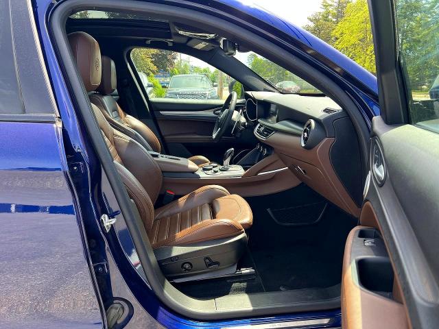 2019 Alfa romeo Stelvio VIN ZASPAKBN7K7C71882 COPART salvage auction — MINOR DENT/SCRATCHES, Oh - Certificate Of Title (P), sold $8,900 on 2026-07-04 (photo 5)