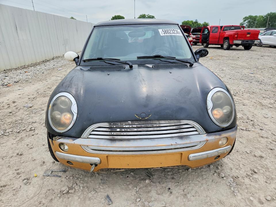 2003 Mini Cooper VIN WMWRC33423TC44296 COPART salvage auction — WATER/FLOOD, OH - CERT OF TITLE-SALVAGE FLOOD, sold $275 on 2026-07-10 (photo 5)