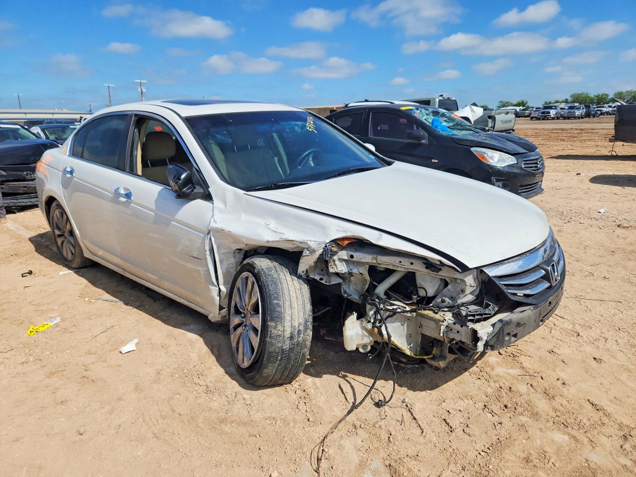2012 Honda Accord VIN 1HGCP3F71CA024323 COPART salvage auction — Front End, TX - SALVAGE VEHICLE TITLE, sold $1,000 on 2026-07-09 (photo 4)