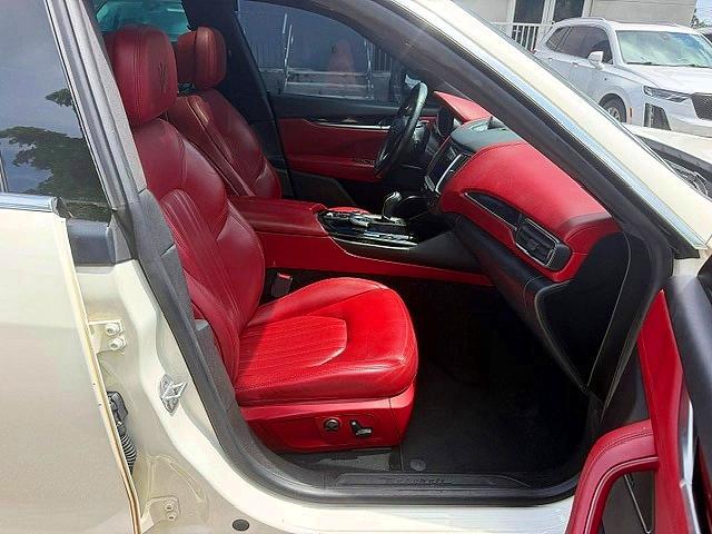 2018 Maserati Levante VIN ZN661XUA6JX292117 COPART salvage auction — MINOR DENT/SCRATCHES, Fl - Certificate Of Title (P), sold $10,900 on 2026-07-28 (photo 7)
