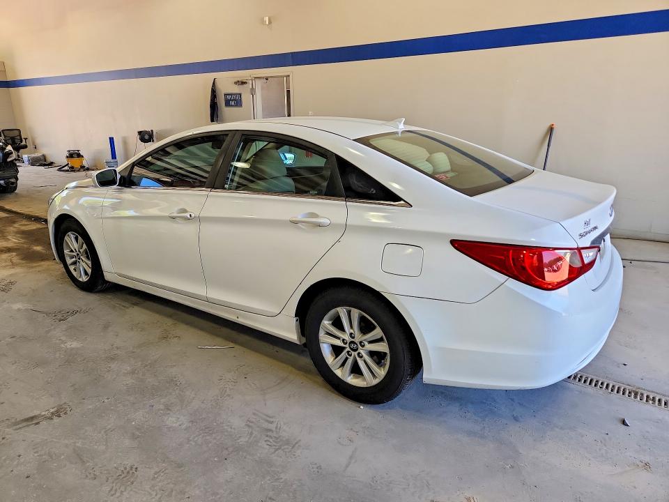 2012 Hyundai Sonata VIN 5NPEB4AC1CH455866 COPART salvage auction — SIDE, VA - CERTIFICATE OF TITLE, sold $650 on 2026-07-02 (photo 2)
