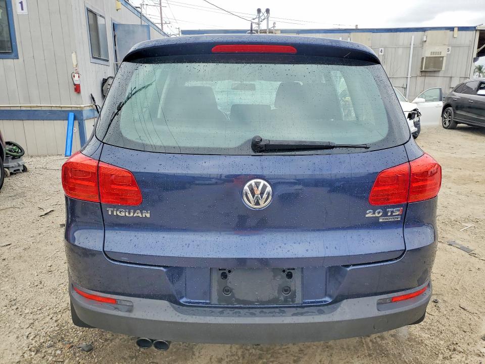 2012 Volkswagen Tiguan VIN WVGBV7AX9CW560708 COPART salvage auction — FRONT END, Ca - Dis/Dlr/Exp Only Clean Title, sold $450 on 2026-07-12 (photo 6)