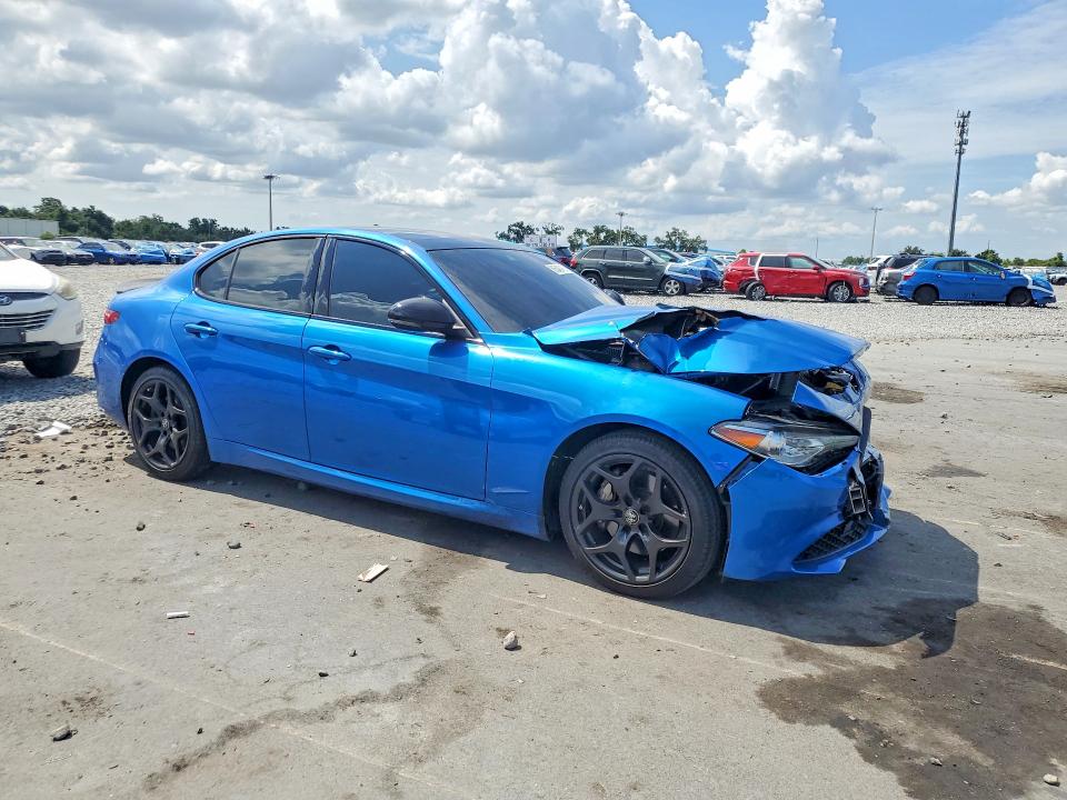 2021 Alfa romeo VIN ZARFAMAN4M7645875 COPART salvage auction — FRONT END, Fl - Cert Of Title Slvg Rebuildable, sold $5,700 on 2026-07-20 (photo 4)