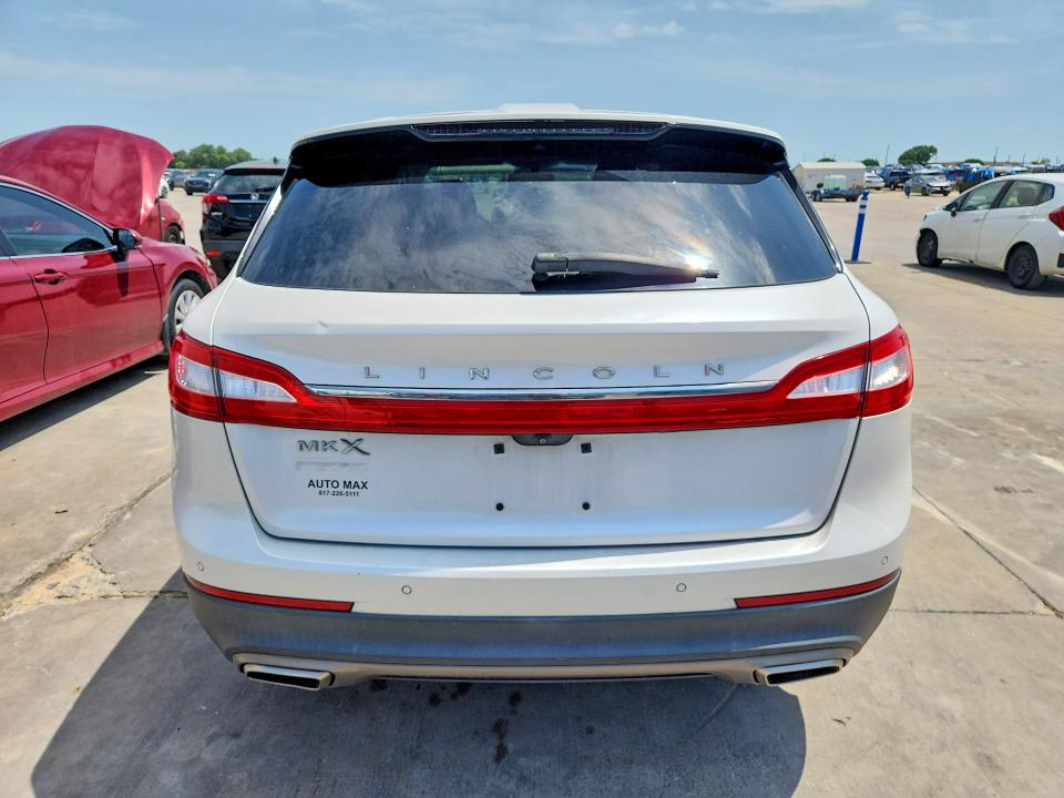 2016 Lincoln Mkx VIN 2LMTJ6KR6GBL29271 COPART salvage auction — FRONT END, Tx - Certificate Of Title (P), sold $1,150 on 2026-07-09 (photo 6)
