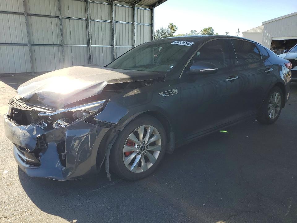 2018 Kia Optima VIN 5XXGT4L32JG195313 — COPART salvage auction photo