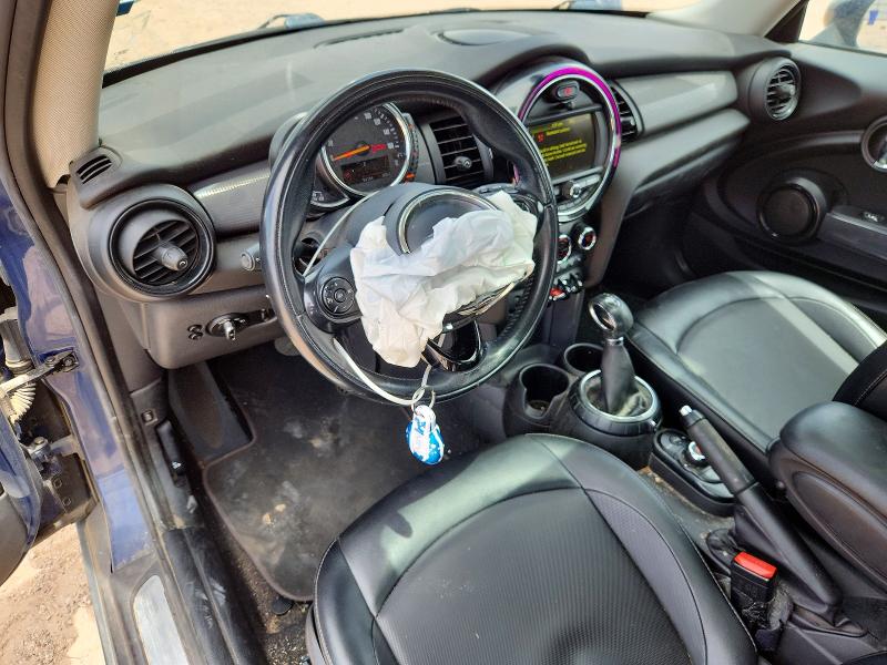 2015 Mini Cooper VIN WMWXM5C58F3A58159 COPART salvage auction — FRONT END, Tx - Salvage Vehicle Title, sold $1,150 on 2026-08-05 (photo 8)