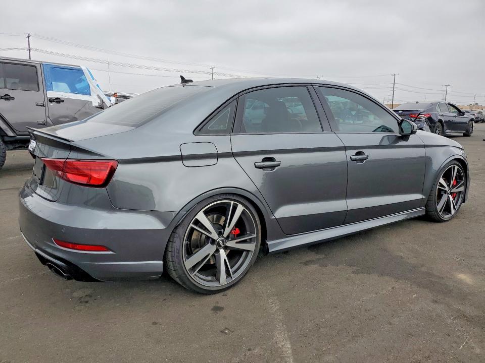2019 Audi Rs3 VIN WUABWGFF2KA905884 COPART salvage auction — MINOR DENT/SCRATCHES, Ca - Dis/Dlr/Exp Only Clean Title (P), sold $23,300 on 2026-07-07 (photo 3)