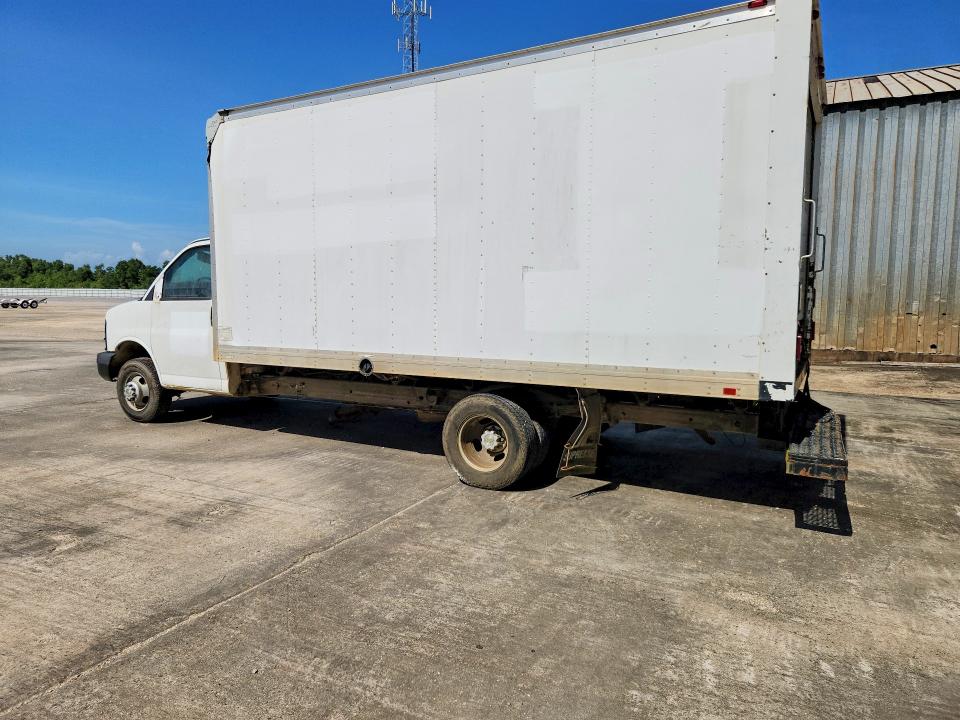 2015 Chevrolet Express 2500 VIN 1GB3G4CG4F1260319 COPART salvage auction — MECHANICAL, LA - CERTIFICATE OF TITLE, sold $90 on 2026-07-09 (photo 2)