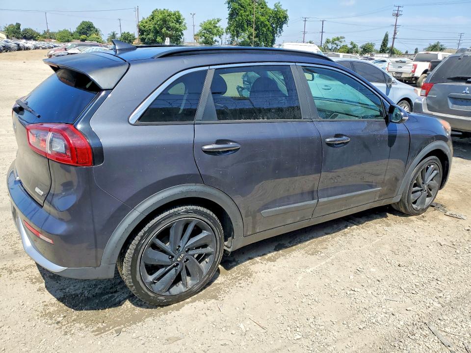 2018 Kia Niro VIN KNDCC3LC5J5150153 COPART salvage auction — MINOR DENT/SCRATCHES, Ca - Dis/Dlr/Exp Only Clean Title, sold $1,300 on 2026-07-13 (photo 3)