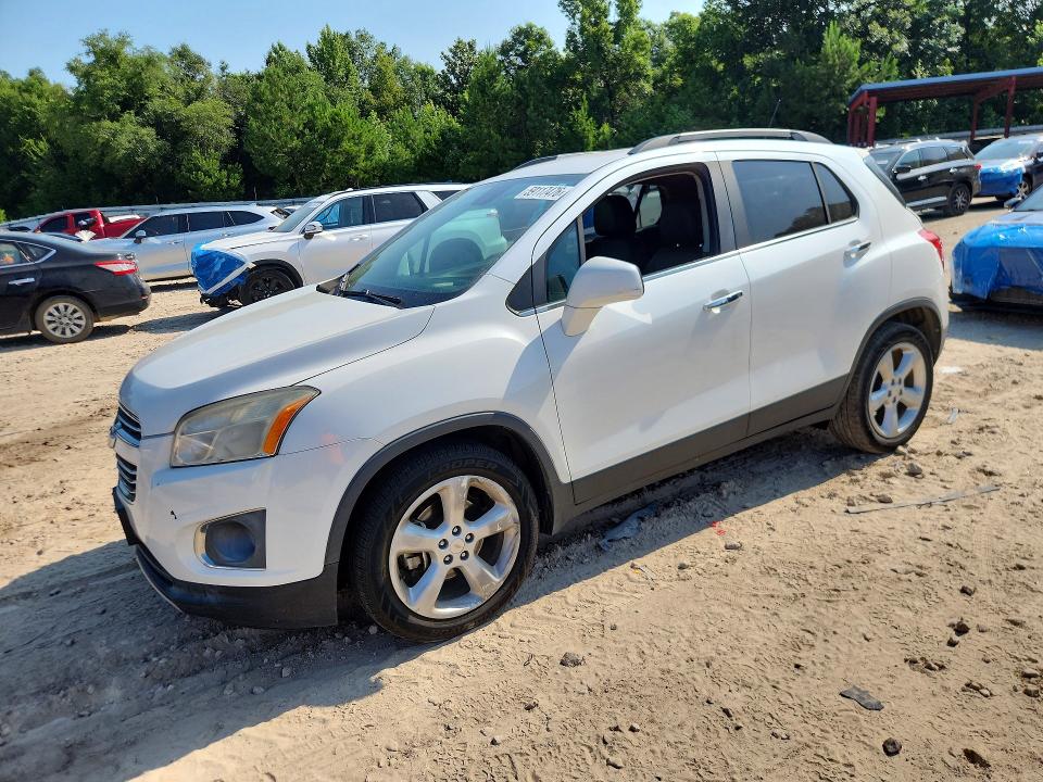 2015 Chevrolet Trax VIN KL7CJNSB4FB161693 COPART salvage auction — MINOR DENT/SCRATCHES, Salvage Title, sold $1,300 on 2026-07-10 (photo 1)