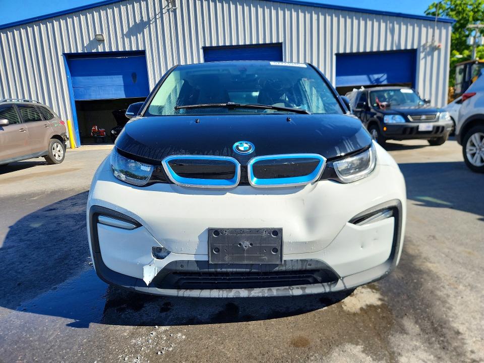 2018 BMW VIN WBY7Z4C5XJVD96060 COPART salvage auction — UNDERCARRIAGE, Wv - Certificate Of Title, sold $5,100 on 2026-07-04 (photo 5)