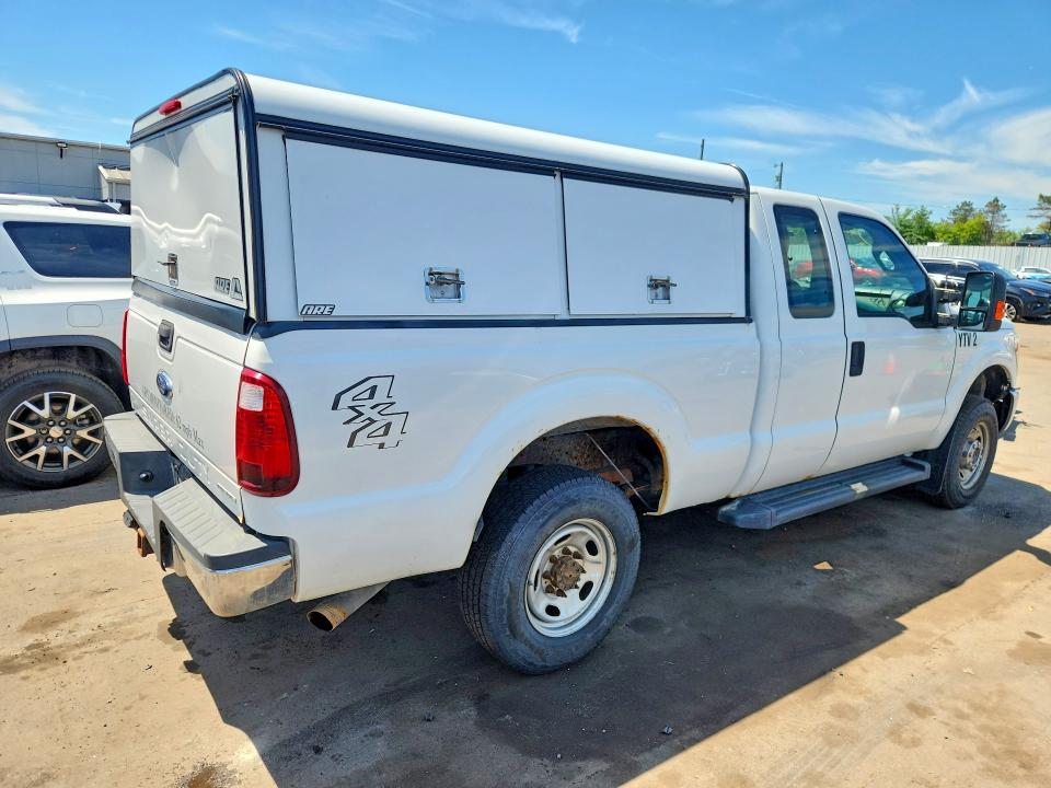 2015 Ford F-250 super duty VIN 1FT7X2B69FEA92163 COPART salvage auction — NORMAL WEAR, Sc - Certificate Of Title, sold $2,400 on 2026-07-02 (photo 3)