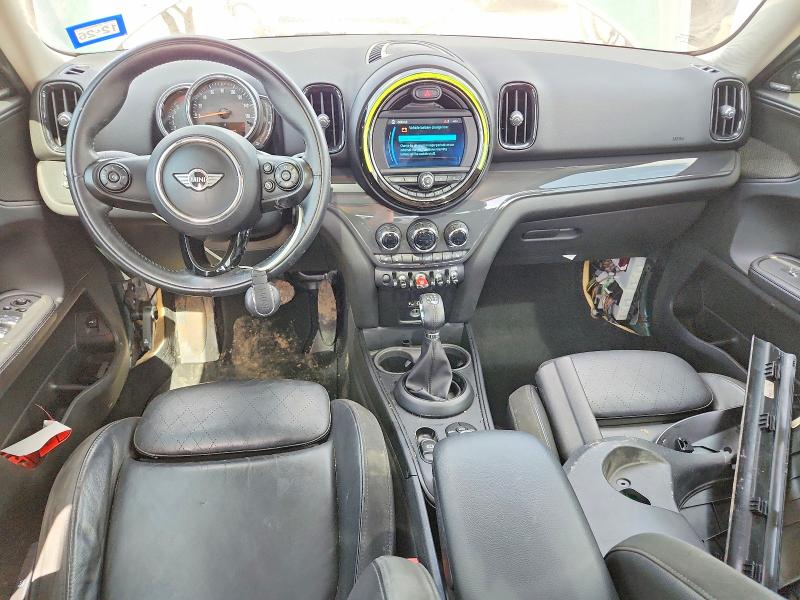 2018 Mini VIN WMZYV5C32J3E04573 COPART salvage auction — WATER/FLOOD, Tx - Salvage Title-Flood Damage, sold $3,950 on 2026-07-30 (photo 8)