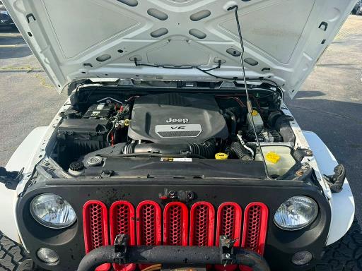 2014 Jeep Wrangler / VIN 1C4BJWDG7EL203909 COPART salvage auction — MINOR DENT/SCRATCHES, In - Certificate Of Title (P), sold $10,700 on 2026-07-29 (photo 8)